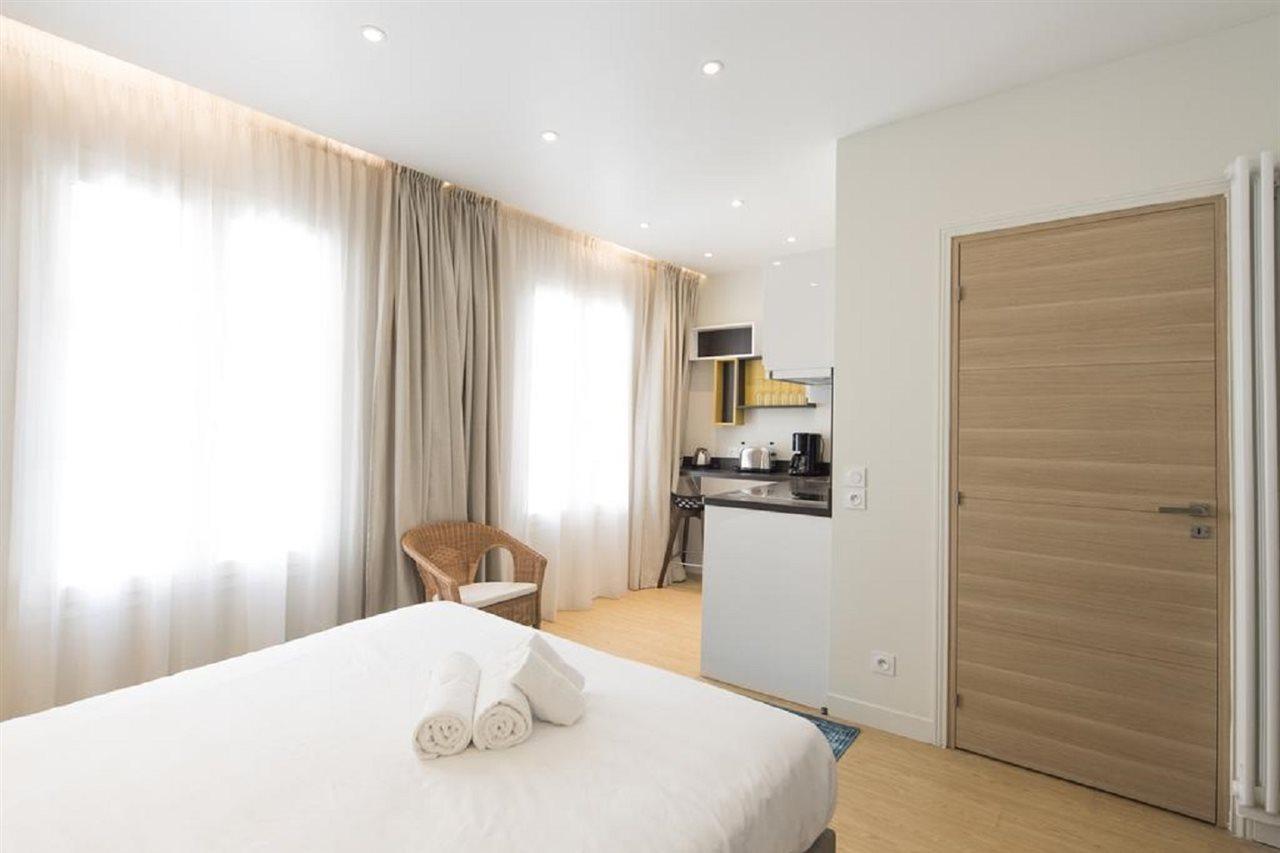 Veeve - Studio By The Jardin Du Luxembourg Paris Exteriör bild